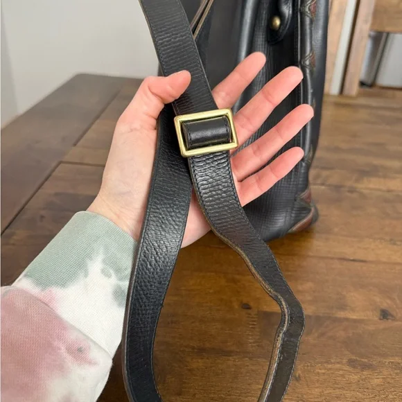 Vintage Dooney & Bourke Black Latigo Leather Bucket Bag Brass Western Boho - Picture 7 of 16